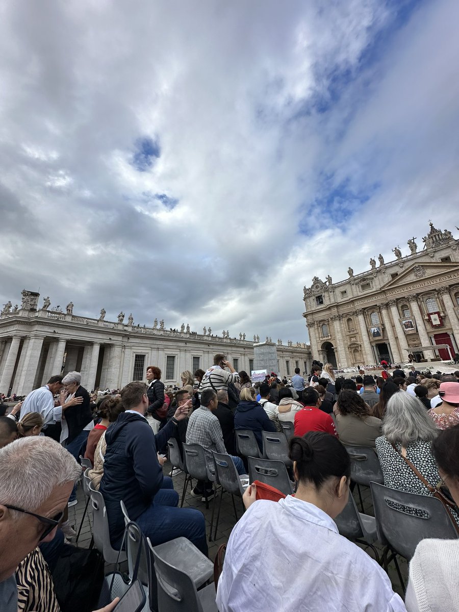 joaonalim's tweet image. Cadê a Ilze Scamparini?! Está no telhado?