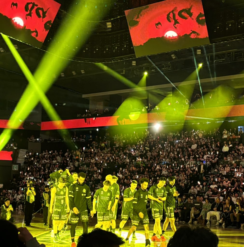 fuwafuwadang's tweet photo. 勝つ気しかしないわ!
#home4
#群馬一丸
#THEONE
#群馬クレインサンダーズ https://t.co/6tRF496wwq