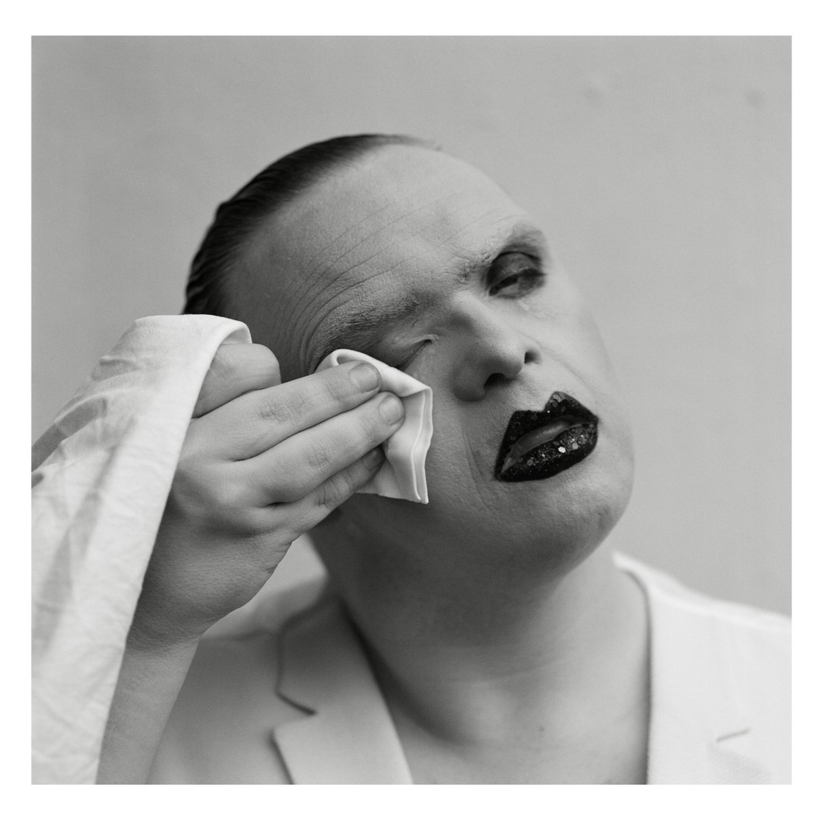 DragSyndrome (@dragsyndrome) on Twitter photo Lady Mercury for Altered States Magazine
Existence - issue 8 - Autumn Winter 2024
Photographer: <a href="/gorkapostigo/">gorka postigo</a>
#dragsyndrome #AlteredStatesAW24 Lady Mercury for Altered States Magazine
Existence - issue 8 - Autumn Winter 2024
Photographer: <a href="/gorkapostigo/">gorka postigo</a>
#dragsyndrome #AlteredStatesAW24