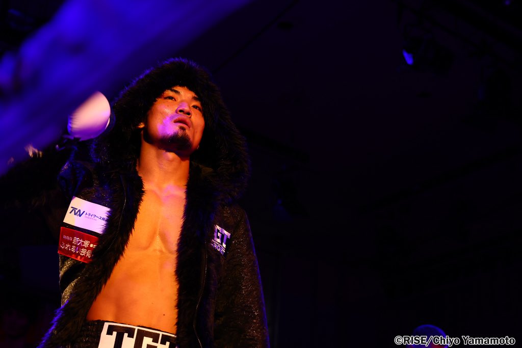 RISE_2003's tweet photo. ＼💥結果速報💥／
#RISE182 in後楽園ホール

×琢磨（OFA／第6代Bigbangスーパーライト級王者）
◯TAKU（TARGET／同級4位）
判定(30-29､28-30､28-30)

📅8.31.SAT 開催中
📍東京・後楽園ホール
📝大会情報▶ https://t.co/DTiUwWyh0f https://t.co/AlQU907qbi