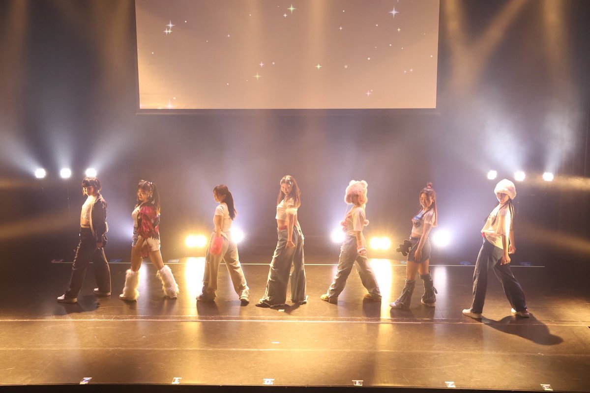 10月14日(月)
THE COVER SHOW Vol.18
浅草花やしきに出演させて頂きました🌸

XZとして初めてのイベントでしたが
いかがだったでしょうか？☺️

ステージ動画は後日、YouTubeにて
アップさせて頂きます🫣

これからも応援宜しくお願いします🙂‍↕️

<a href="/THECOVERSHOW7/">THE COVER SHOW</a> 
#XG #shootingstar #ALPHAZ #XZ