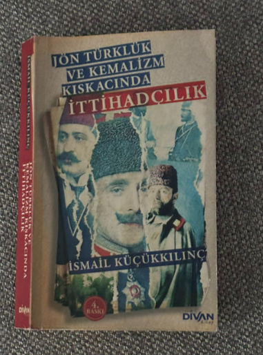 Olaylara farklı gözle bakmak,değerlendirmek,doğruya yaklaşmak.#İsmailKüçükkılınç #Divanyayınları #İttihadveTerakki #MustafaKemal #Abdülhamit