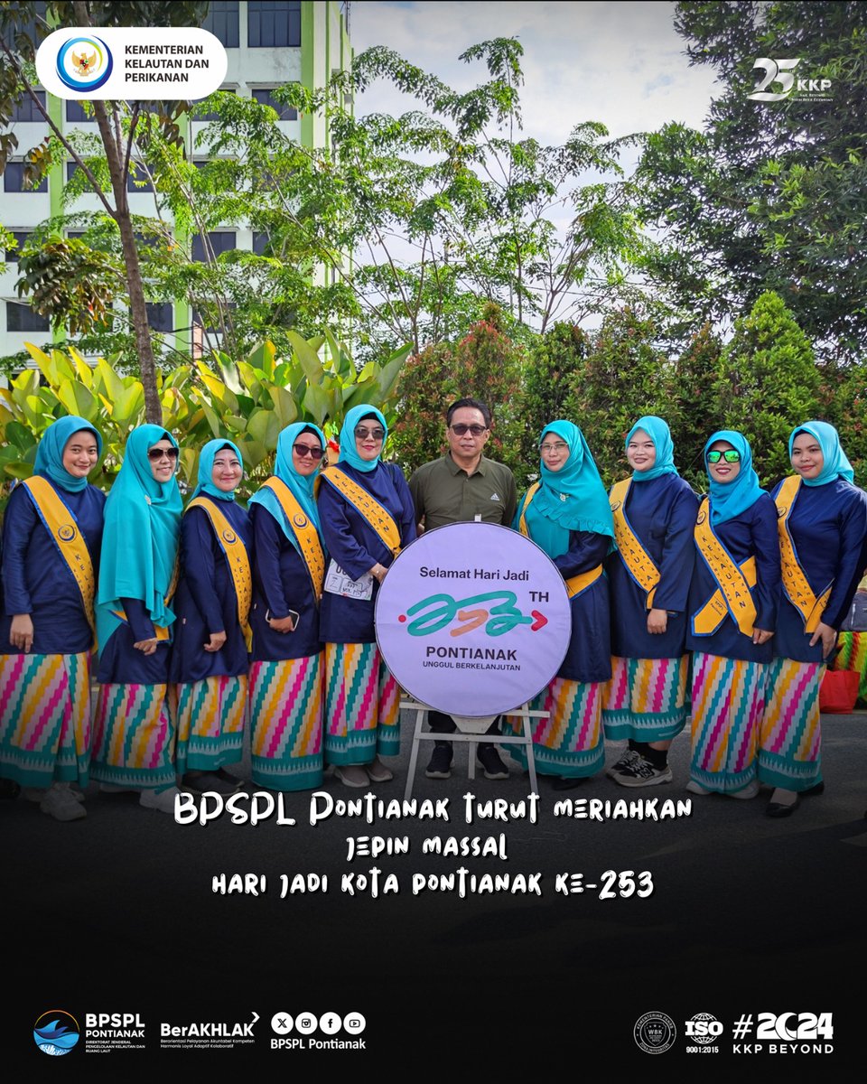 bpkpontianak's tweet photo. Hai #SahabatBahari

Dalam rangka memperingati Hari Jadi Kota Pontianak ke-253, BPSPL Pontianak turut memeriahkan tari jepin massal - "Pontianak Bejepin" di Jalan Ahmad Yani. https://t.co/oDPHutgqvg