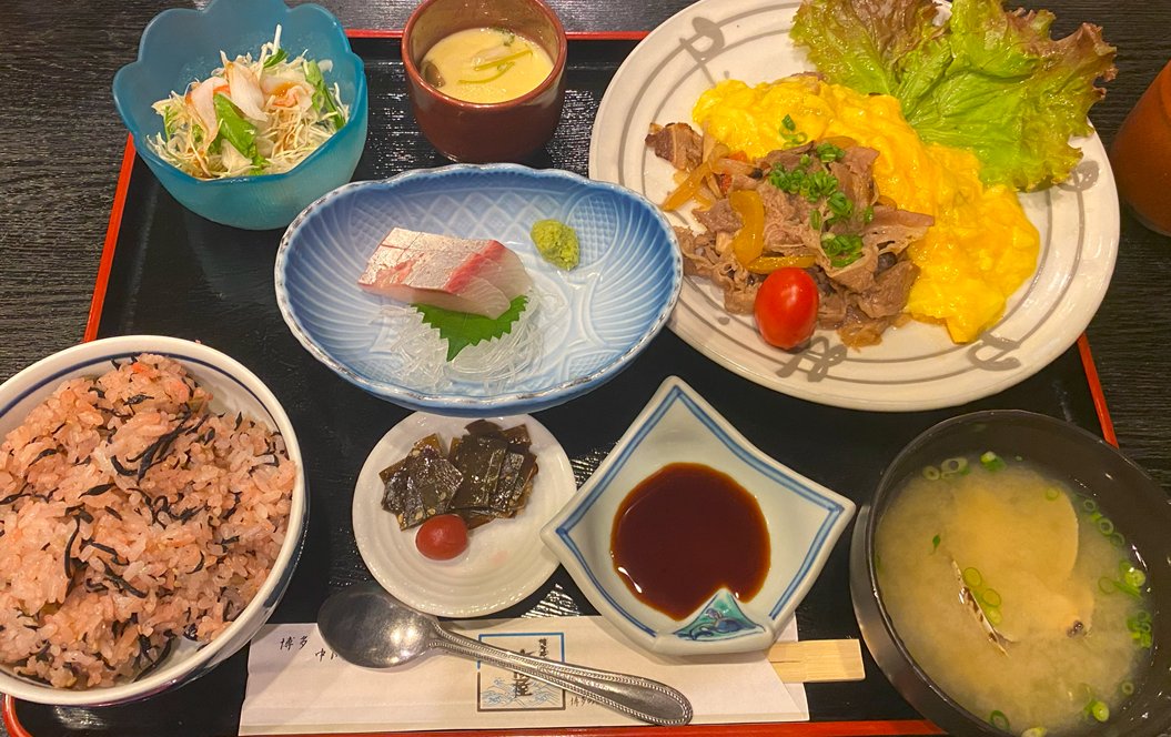 TravelMomos's tweet photo. #福岡 の #ランチ #定食 ！ #中洲川端 エリアの人気店です！
#福岡グルメ #博多グルメ ＃博多駅 #中洲  #大阪屋 #あさひ #昼食 #osakaya #asahi #lunch #japan #japantravel #japanesefood #fukuoka #hakata #일본 #후쿠오카 #하카타 
YouTube動画もぜひご覧ください
https://t.co/2UDr8pu1Fc https://t.co/H66B3RUPvS