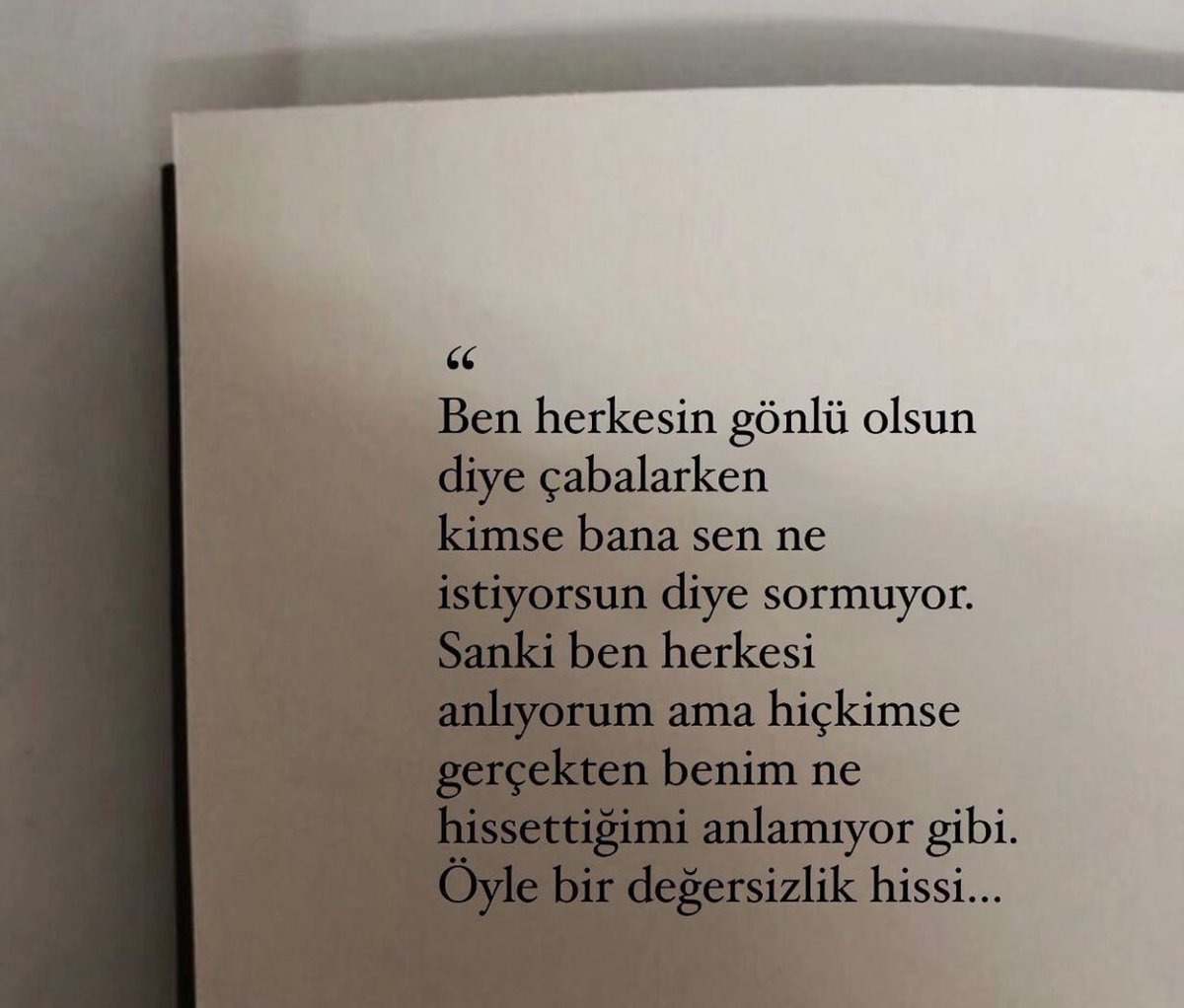 Benibrahimmm's tweet photo. Öyle bir değersizlik hissi… https://t.co/dZVNhU0lcq