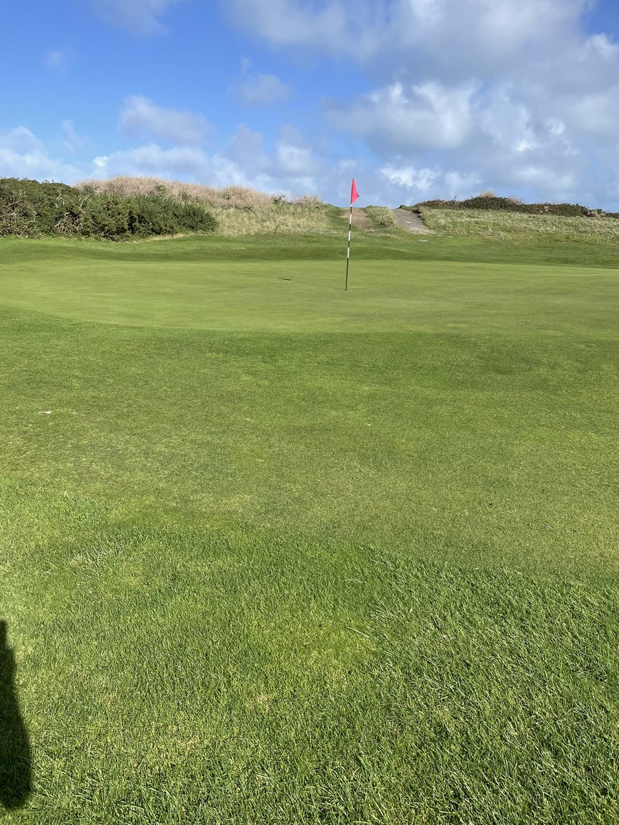 cobolegend's tweet photo. So last competition yesterday on the Lancresse Links - unfortunately not my best round, canโt blame the weather either! โณ๏ธ๐ฌ๐ฌ #27points https://t.co/Vn73iBMn9L