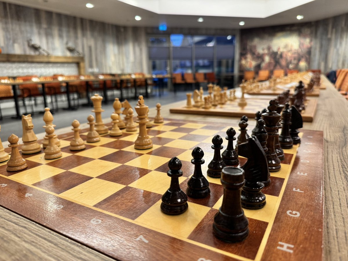 De Til Groep tweet media