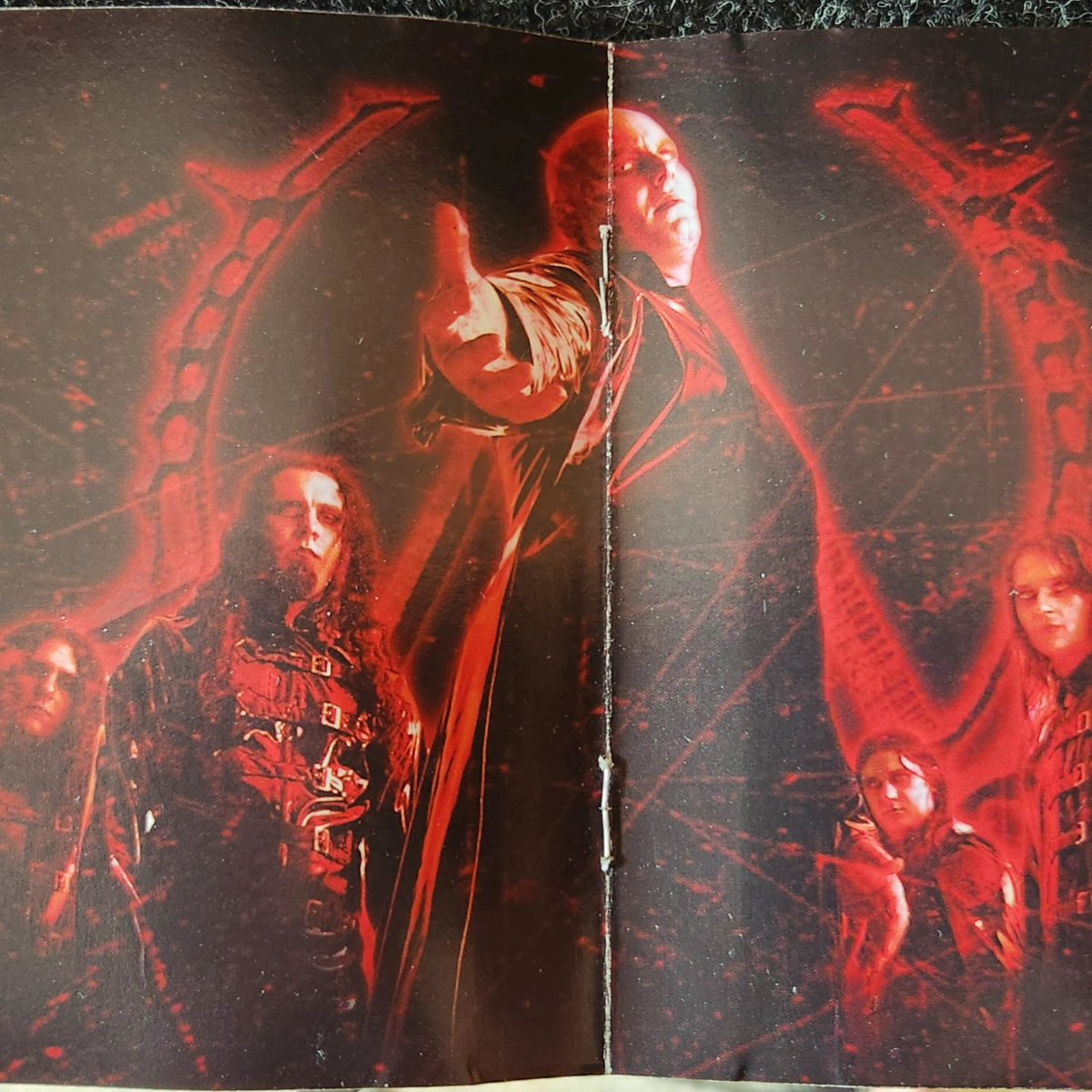 The Amenta (@theamenta) on Twitter photo Exactly 20 years ago today, this ugly slab of extreme metal was released by <a href="/Listenable/">Listenable Records</a>
Go stream it now!
theamenta1.bandcamp.com/album/occasus Exactly 20 years ago today, this ugly slab of extreme metal was released by <a href="/Listenable/">Listenable Records</a>
Go stream it now!
theamenta1.bandcamp.com/album/occasus