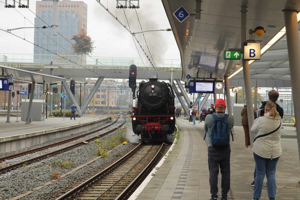 Materiaalmeester tweet media