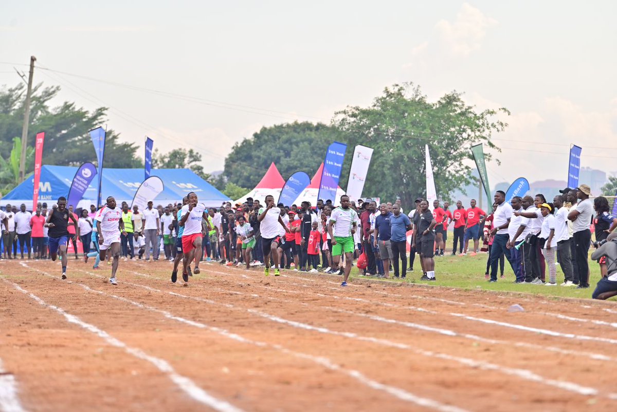 ibfsUg's tweet image. The Men's Races are heating up!

🏃‍♂️🔥 It's neck and neck as bankers give it their all, racing towards the finish line!

Who will claim victory in this fierce showdown?

 Stay tuned for the final dash! 💥🏅

#MensRace2024 #BankersInAction #NeckAndNeck #RaceToTheFinish