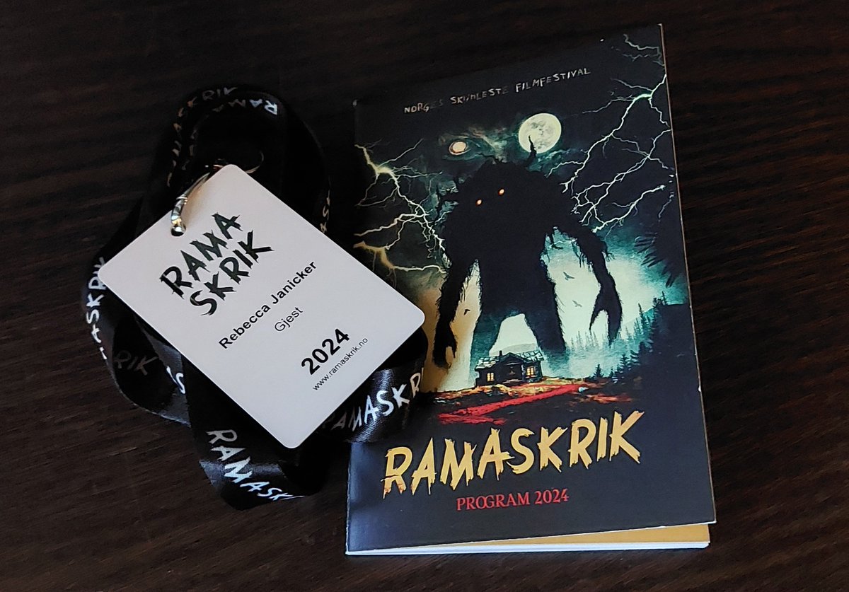 Rebecca Janicker tweet media