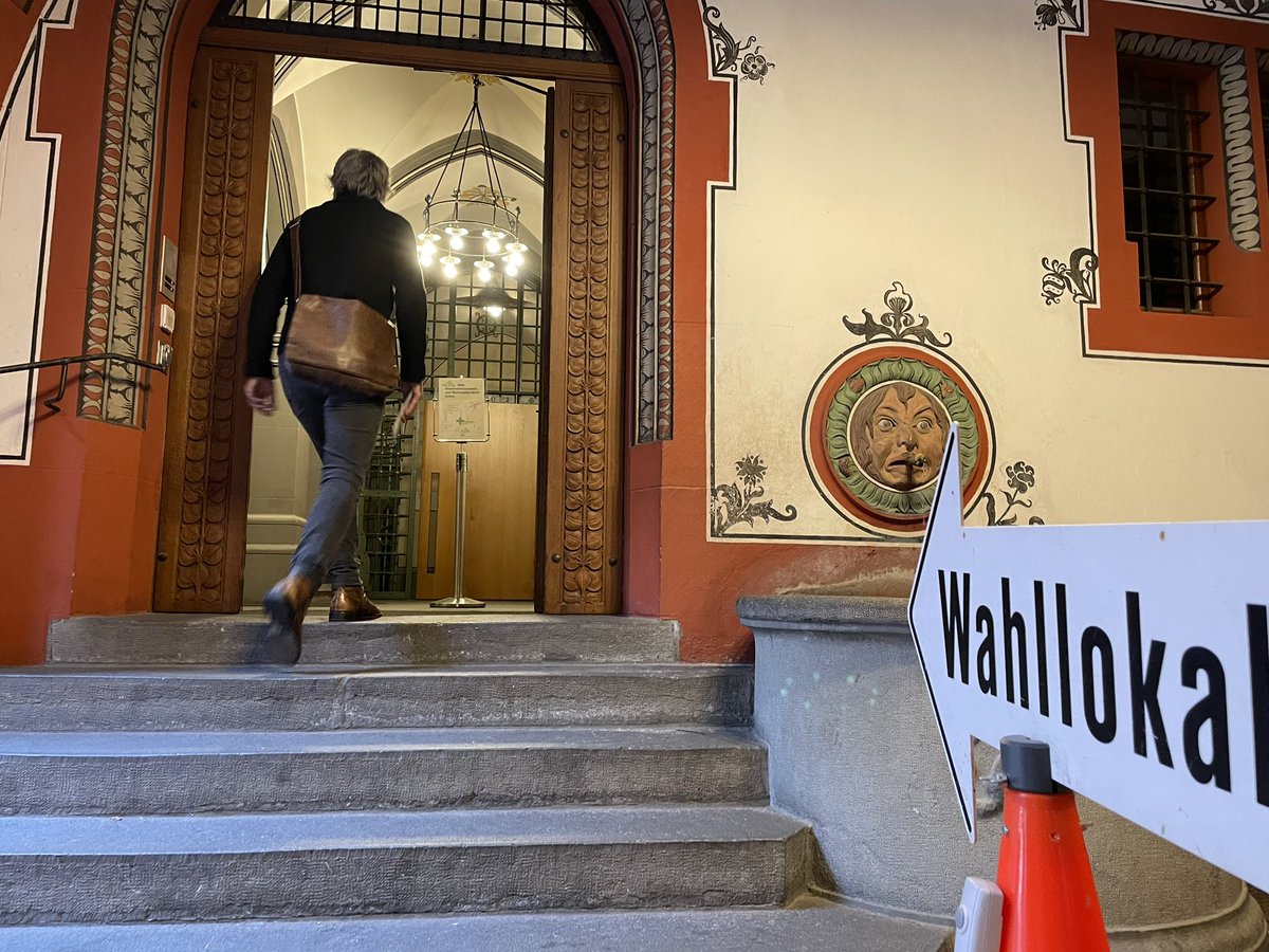 Wahltag #Wahlbs24 Wird es knapp? Können die letzten Urnenstimmen den Ausschlag geben?