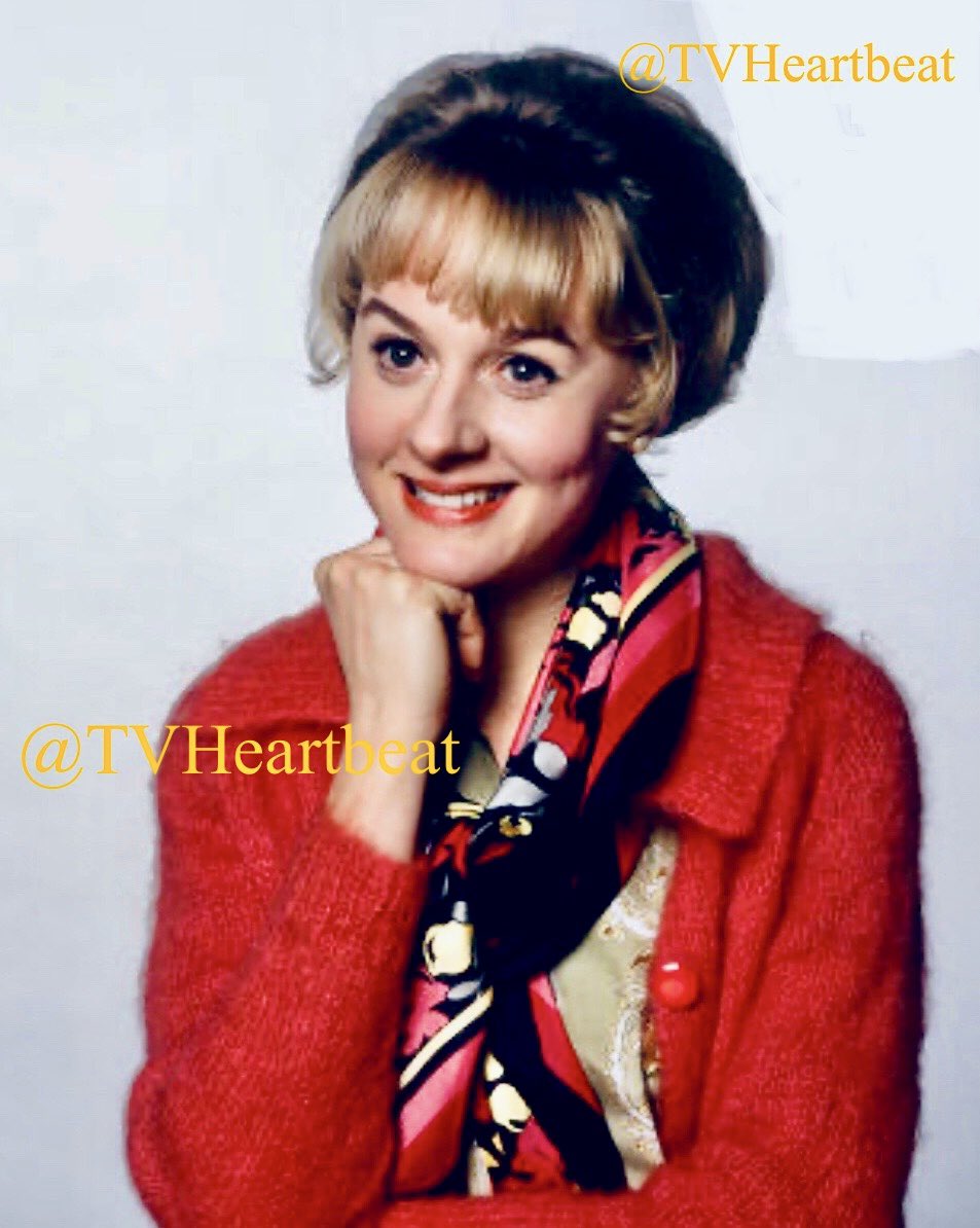 TvHeartbeat's tweet photo. Wishing our fabulous #Heartbeat star #NiamhCusack a very happy birthday today. #KateRowan 💝 https://t.co/RaohSFCelZ