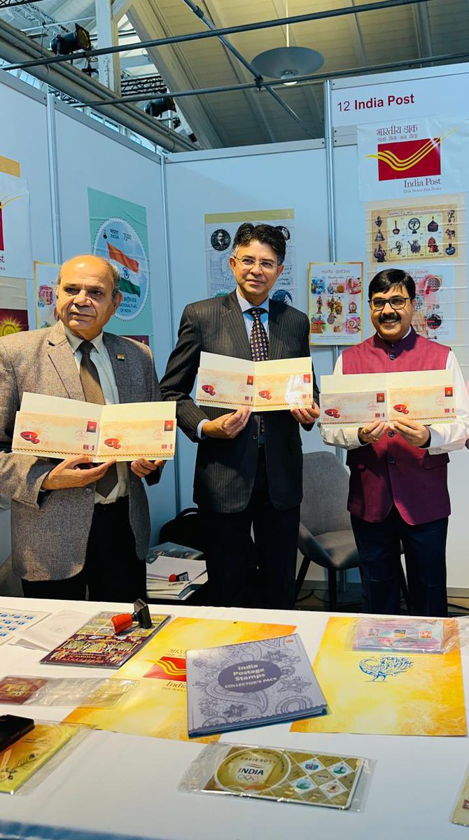IndiaPostOffice's tweet photo. A special cover for Diwali, the Festival of Lights, was unveiled by Shri. Sachin Kishore DDG (Philately) @sachinkishore70 and Shri Manish Prabhat @manishprabhat06 , the Indian Ambassador to Denmark at the HAFNIA 24 European Stamp Exhibition today. https://t.co/3RYKFDwMCj