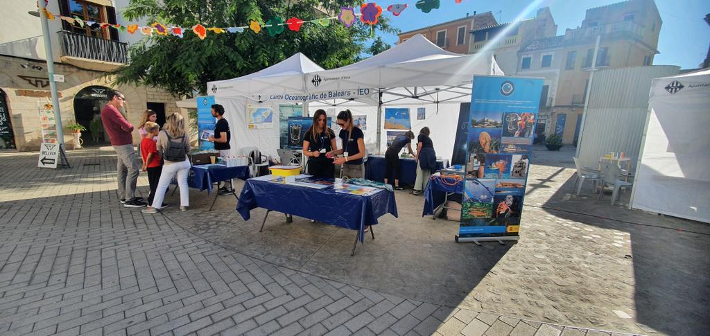 Domingo y todo a punto para empezar con los talleres en la #FiraCiènciaInca 

Os esperamos. Estaremos hasta las 19h