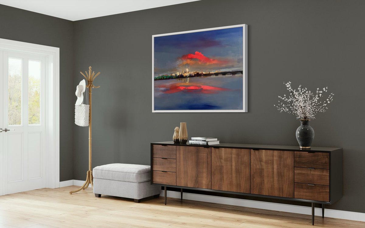 It’s been a fantastic week at the battersea art fair this week in London. The last day today with my works being represented by Signet contemporary Chelsea Gallery. Below is a happy couple who bought my “paul’s under a coral sky” oil painting. #artist #ArtInspiration