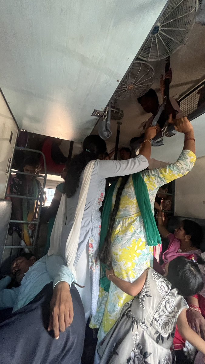 BrajeshPanda3's tweet photo. This is reservation S1 coach of Samta superfastexpress Train no 12808 @RailMinIndia @eastcoastrailway @EastCoastRail https://t.co/qwDVVO893y
