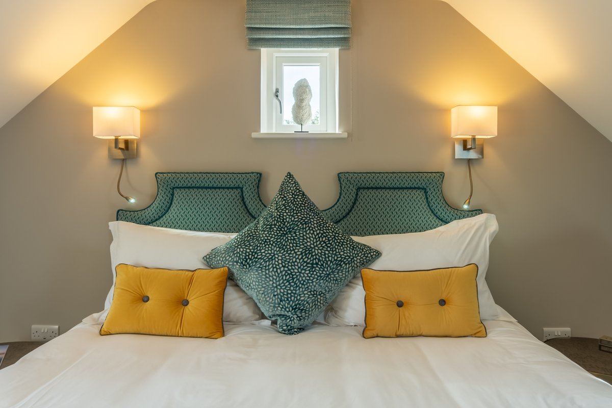 Cliff Farmhouse B&B Suites tweet media