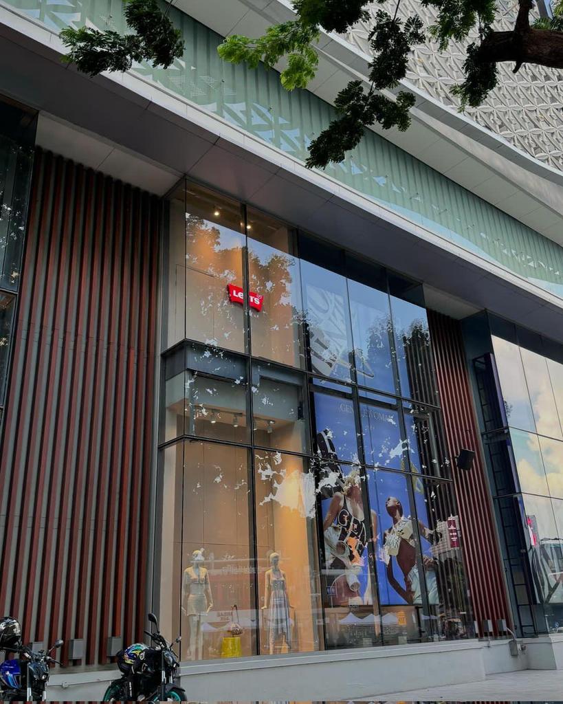 BULLSTRADERS7's tweet photo. #shopping #traderlifestyle #bitcoin https://t.co/dwXHQhVAEh