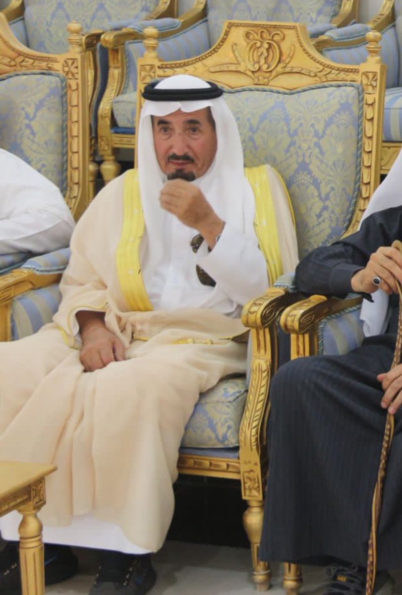 sultean's tweet photo. باسم اخواني واسرتنا نعزي الشيخ سنيطح بن سعد بن فردان في وفاة ابنه عبدالله ونعزي كافة اسرة ال فردان وال معمر في الفقيد .. سائلين المولى ان يعوضه في شبابه بجناتا عرضها السموات ... واحسن الله عزائكم 
@Al_m3mer 
@Sarat_Abeedah 
@sonaiteh 
 #بن_معتق https://t.co/8OfgQEU9uP