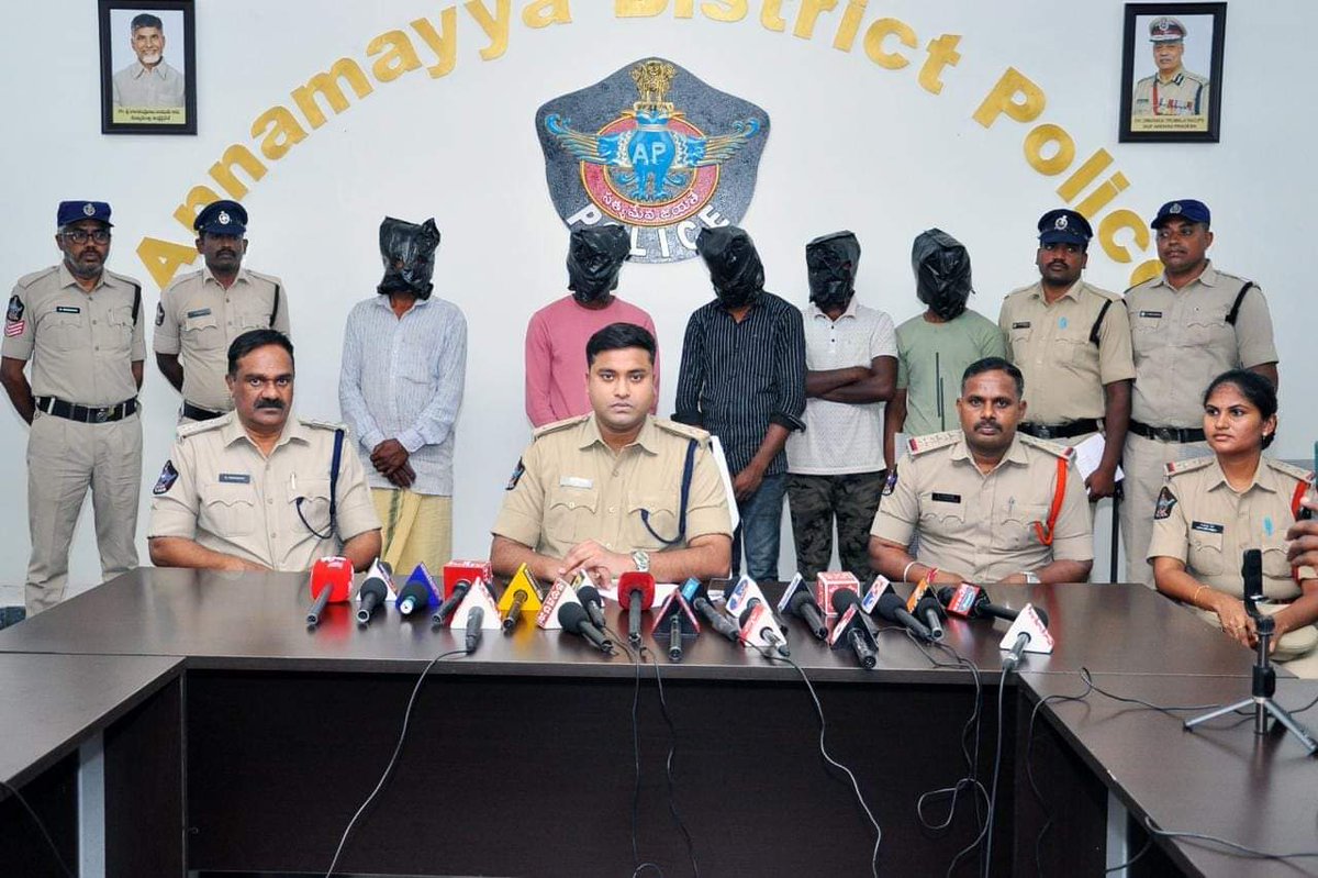 zoo_bear's tweet photo. Yes this happened in India and not in Bangladesh. 

Fact : Annamayya district Police arrested the pujari Harinath for Vandalising the templem According to Police, Pujari Harinath allegedly placed explosives in the basement of the Anjaneya temple. After failing with this attempt, he damaged the temple with shovels, hammers, chisels and other objects. Harinath had hired five other accused to vandalise the Abhaya Anjaneya Swamy temple. All arrested. 

Reason: Abhaya Anjaneya Swamy temple’s priest had differences with the priest of Kanugunda Swamy temple (Pujari 
Harinath) over sharing of the temple income. Harinath wanted to take Abhaya Anjaneya Swamy temple under his control to get its income but priest Vidyasagar did not agree. Angered over this, Harinath planned to blow up Anjaneya temple with explosives thinking that this would force the priest to vacate the Anjaneya temple. The police clarifies that there is absolutely no communal angle involved in this.