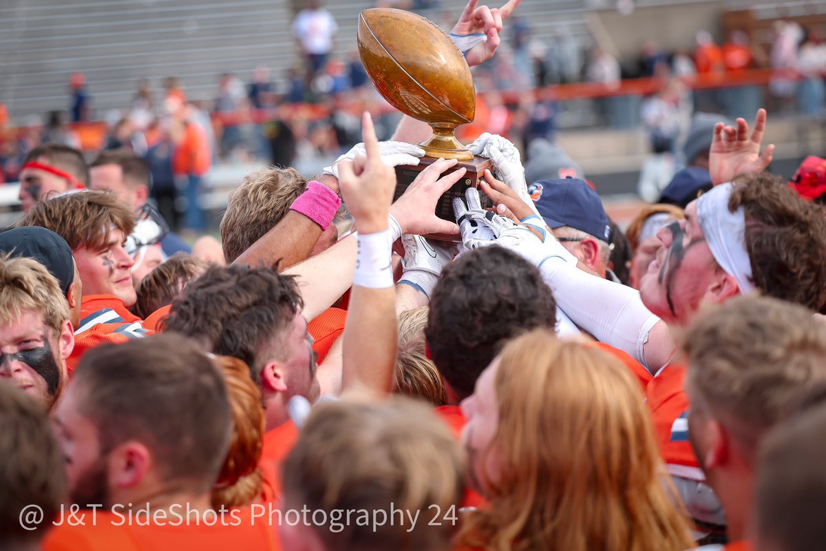 Midland Football (@midlandu_fb) on Twitter photo Congrats on the Win! We won the annual battle for the Watchorn/McLaughlin Trophy.
#Warriors #TheSummit
Photo credit: <a href="/Jtsideshots/">Jeromy vauble</a> Congrats on the Win! We won the annual battle for the Watchorn/McLaughlin Trophy.
#Warriors #TheSummit
Photo credit: <a href="/Jtsideshots/">Jeromy vauble</a>