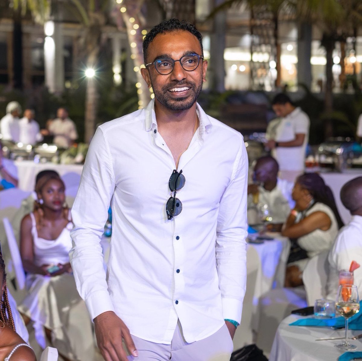 Yule kijana tuliyemuita Kicha ameanza kutusaidia.

Mwaka 2017, Benjamin Fernandez alirudi Tanzania akitokea Stanford University, California, karibu maili 35 kutoka San Francisco—Silicon Valley, mahali ambapo makampuni makubwa ya teknolojia duniani yamezaliwa.

Soma Zaidi:👇👇