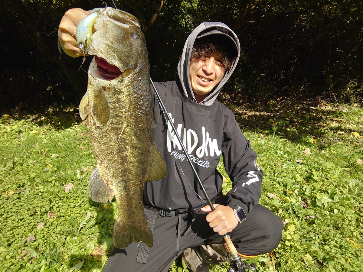 day_ero's tweet image. 食欲の秋、バイブレーションの秋ってことでDIVISEVIBRATIONで1本！この急激に冷え込んだ初日の朝大好きです👍
#DIVISER
#DEERAKEORDER
#DIVISEVIBRATION
#バス釣り
#バスフィッシング
#PR