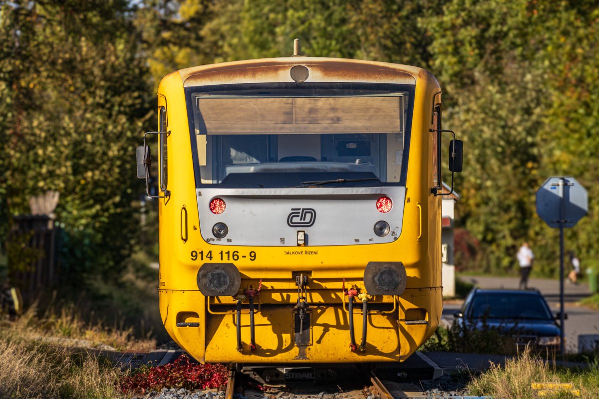 MiraOpavak's tweet photo. 🚃 Motorová jednotka ř. 814 (#RegioNova), na lince #ODIS S34, projíždí městem Nový Jičín.
📅 19. 10. 2024
@odis_oficialni @ceskedrahy_ #železnice #railway #Českedráhy #vlak #vlaky #train #NovýJičín #zug #pociąg #moravskoslezskýkraj #czechtrain https://t.co/zUzPOFDdMZ