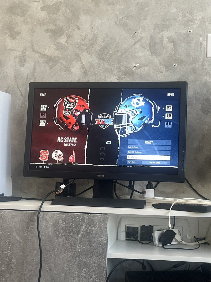 Last regular season game of the year. Rivalry. ACC championship birth on the line. Let’s goo