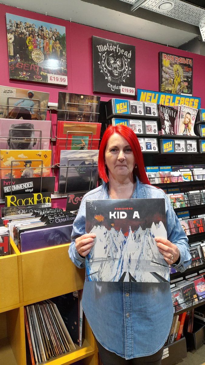 hmv Colchester tweet media