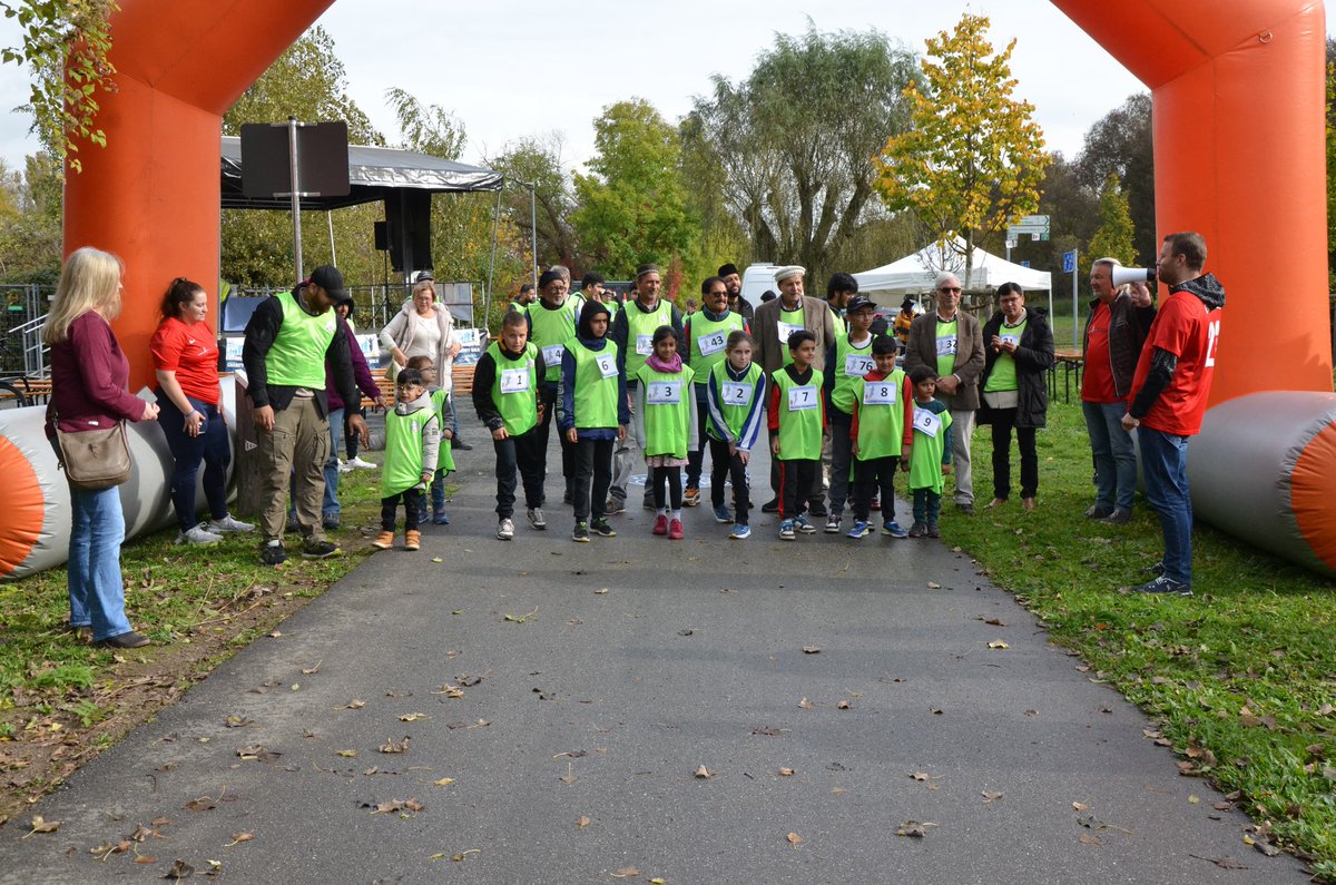 ansarullahDe's tweet photo. Das Majlis Ansarullah #Raunheim organisierte am Samstag den vierten #CharityWalk. https://t.co/wP4scMbTac