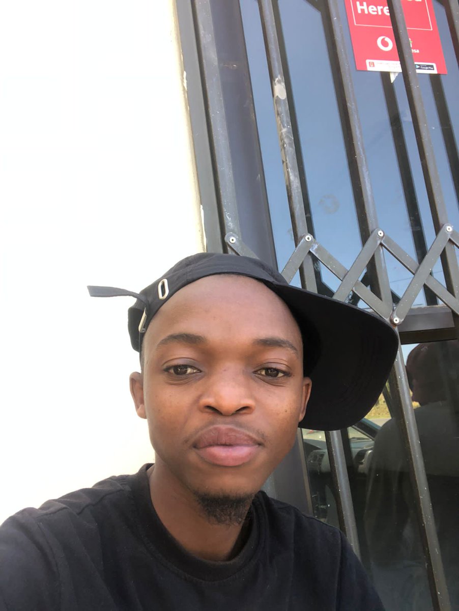 HomeLander (@limphomothobi) on Twitter photo 