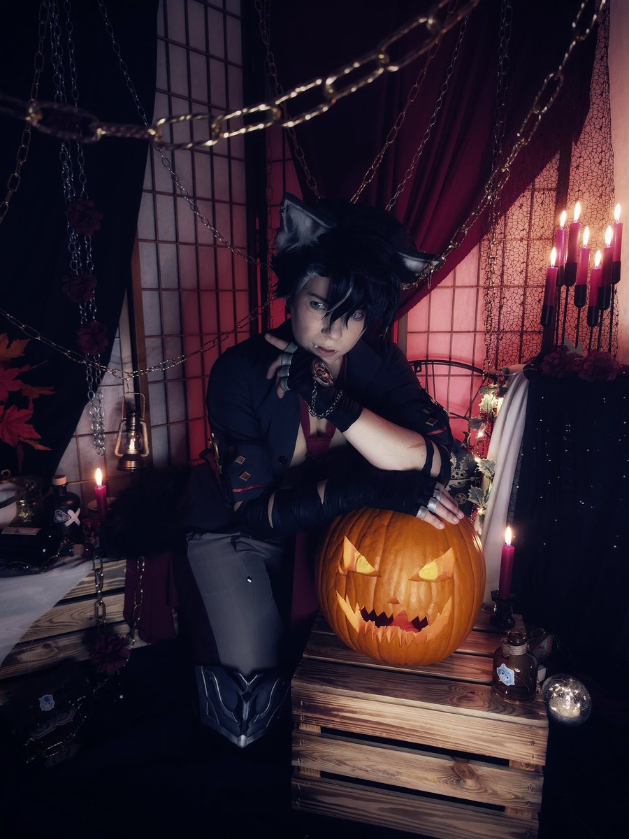 TunajCosplay's tweet photo. Halloween in Fontaine, even the Duke will join the party!

#Wriothesley #wriothesleycosplay #halloween https://t.co/Kz1oZqT160