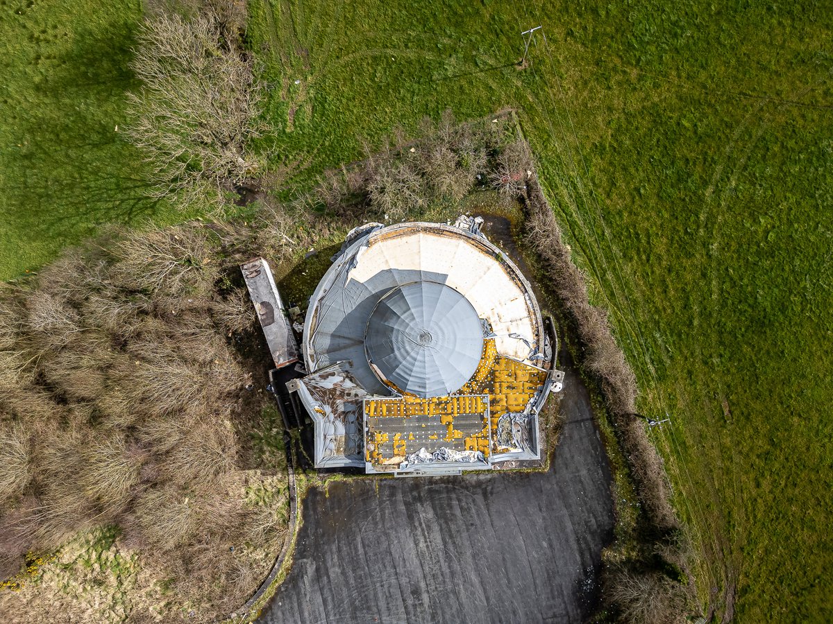 𝐄𝐝𝐞𝐧𝐝𝐨𝐫𝐤 𝐃𝐚𝐧𝐜𝐞 𝐇𝐚𝐥𝐥

Demolished this week - an end of an era! 

Full report:
urbexhub.com/edendork-dance…

#urbex