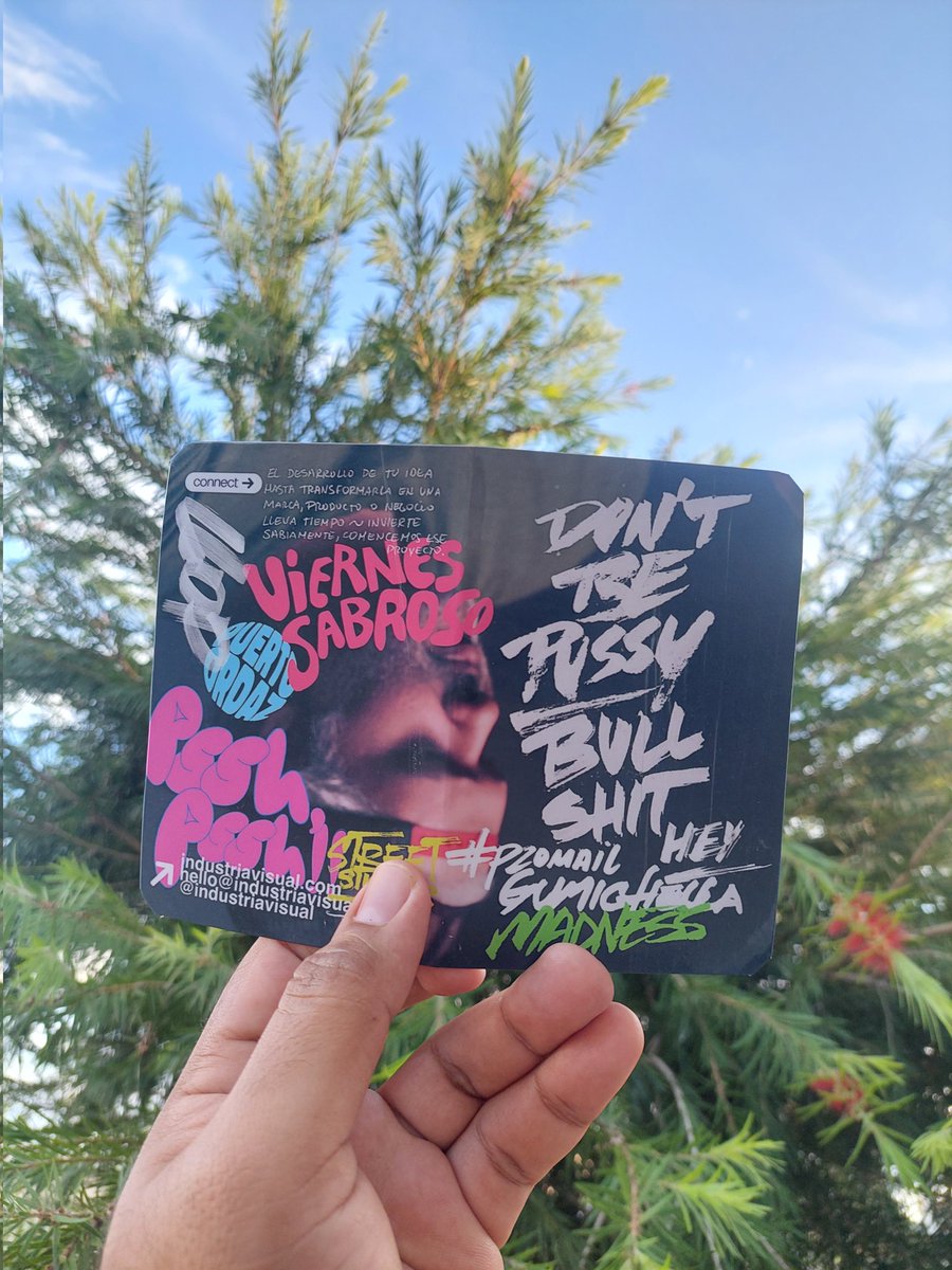 pedrollobet's tweet photo. Pida su agendita #fieldnote con caratula personalizada, la utilidad es infinita, las hojas puedes ser blancas o impresión de punticos, con rayas puede ser pero eso limita la mente 🥲😴
https://t.co/HDWDQPXzqh https://t.co/r7gLPySfYU