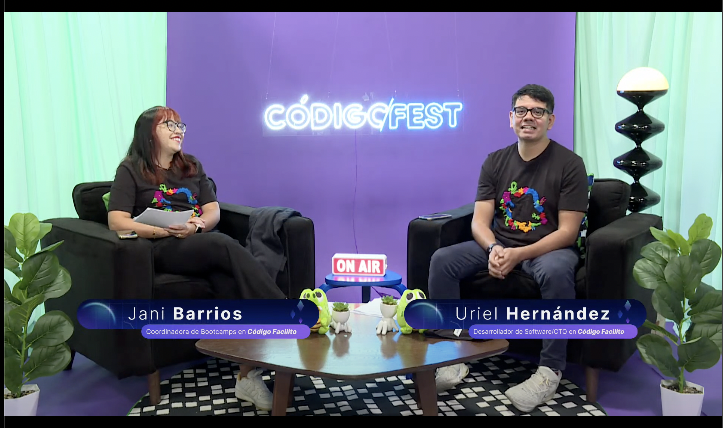 Uriel_Hedz's tweet photo. Ayer fue increíble, muchas gracias comunidad por ayudarnos a que este fuera el #CODIGOFEST más grande que hemos hecho.
El equipo de Código Facilito es increíble de verdad. https://t.co/lBGLZCw3xM