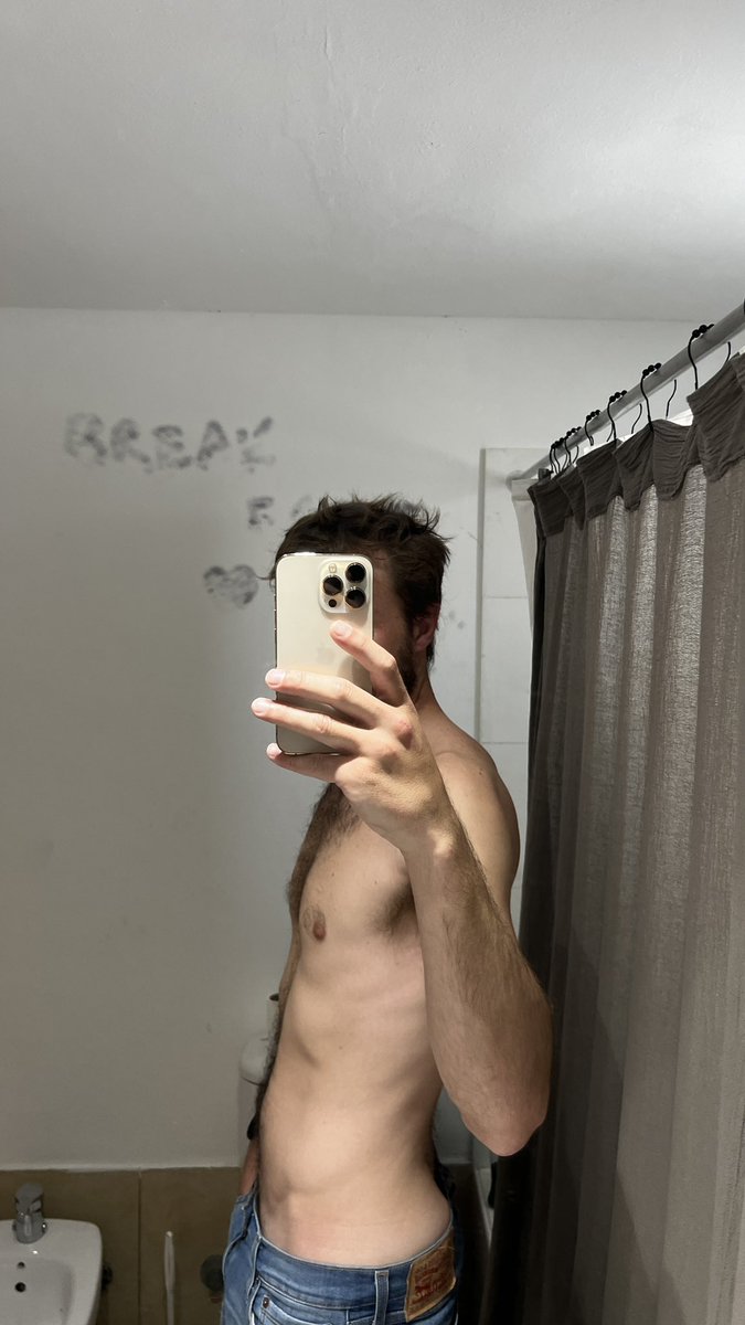 charpiisexi tweet media