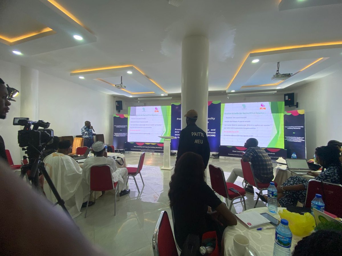 HadjaFantaSylla's tweet photo. Fejed Guinee 
ONG FEJED/GUINEE et Rajgui Rajgui s'engagent pour le lutte contre la mortalité infantile en Guinée. 
#PROJET PRECISE. 
@vaccinenetwork 
@oafress 
@gavi 
@ClaireSambou https://t.co/fYBp2Hovxv