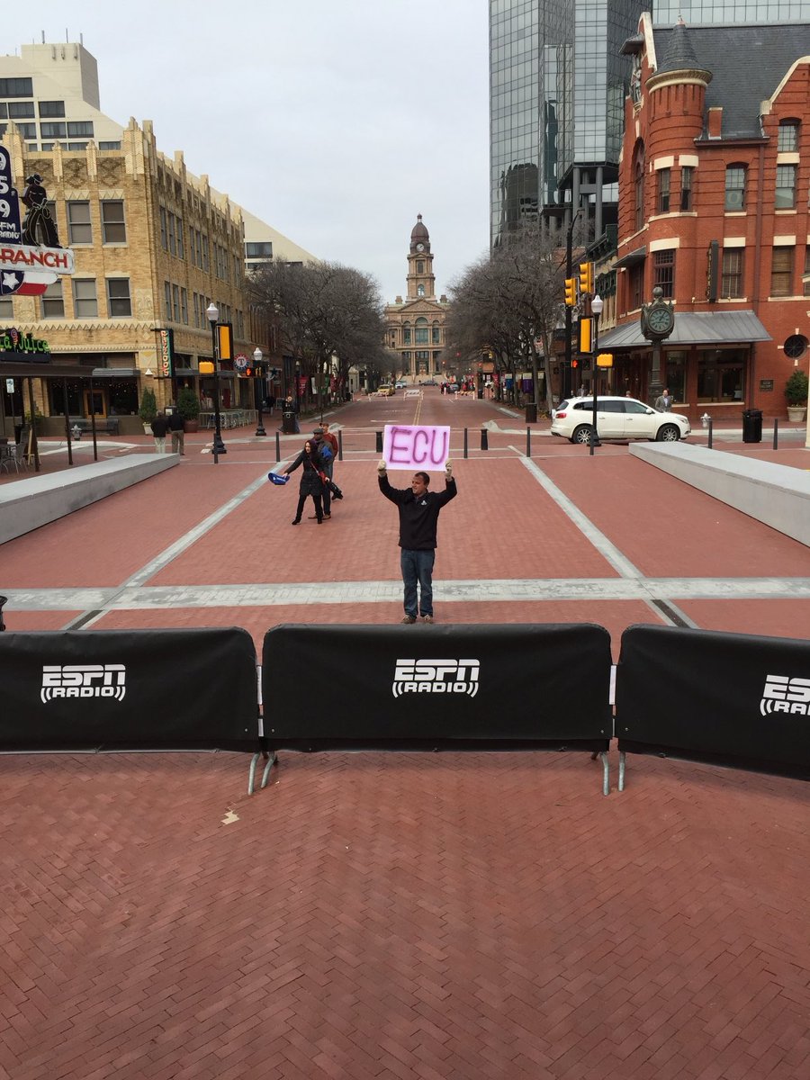 Scott Van Pelt tweet media