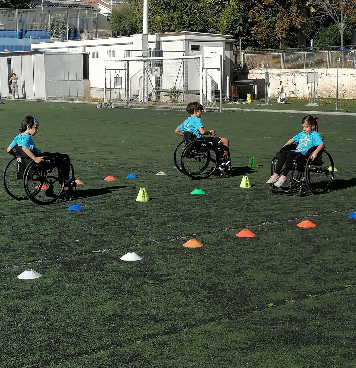 Fundació PROIDE (@fundacioproide) on Twitter photo Avui el col·legi <a href="/LaSallePremia/">La Salle Premià</a> han fet la SalleTrail, un cursa solidària en favor de les escoles del Nord de Togo. Una cursa que permet que els nois i noies de la sabana africana facin dia a dia el seu camí cap a l'escola. Gràcies Premià per la vostra col·laboració. Avui el col·legi <a href="/LaSallePremia/">La Salle Premià</a> han fet la SalleTrail, un cursa solidària en favor de les escoles del Nord de Togo. Una cursa que permet que els nois i noies de la sabana africana facin dia a dia el seu camí cap a l'escola. Gràcies Premià per la vostra col·laboració.