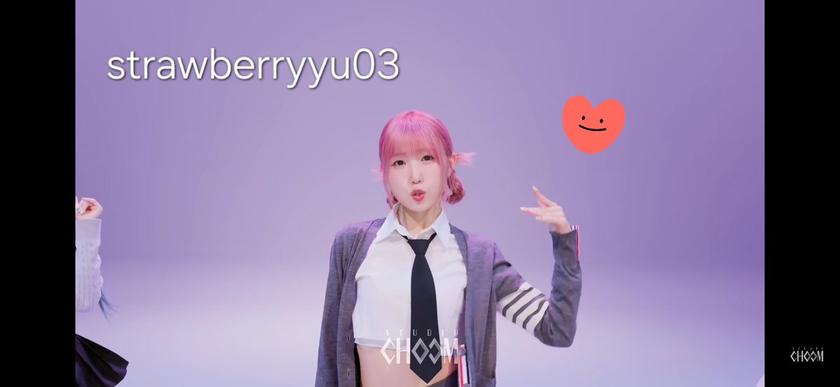 strawberryyu03's tweet photo. #SCORIGINAL_SAYMYNAME 기다리고 기다리던 세이마이네임 데뷔 너무 축하해용 ㅠㅠ❤️ 우리 히토미 정말 자랑스럽고 귀여워용!! 저 한테는 진짜 천사 같은 존재다🫶🏼 영원히 응원할게요! 히토미 파이팅! 사랑해!!

#SAYMYNAME #WaveWay #세이마이네임 @sa2m2nam3 #STUDIOCHOOM https://t.co/p05TfnsqOx