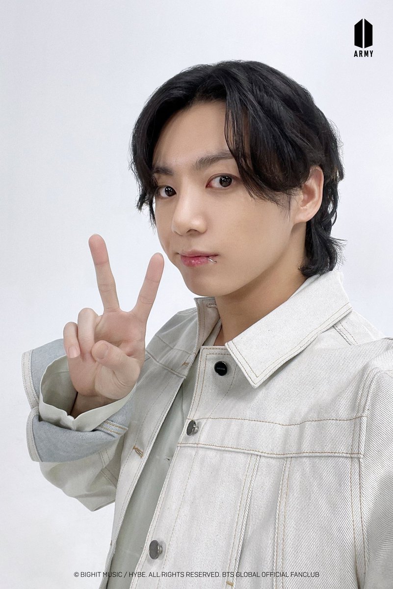 agustveee's tweet photo. I vote for #jungkook at #2024MAMAVOTE https://t.co/4wusqK78s8