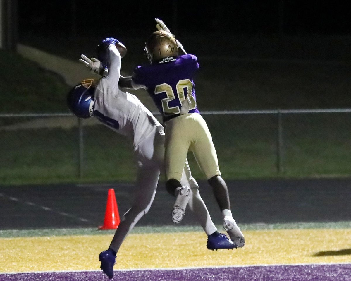 Logan Hatton (@logan_hatton9) on Twitter photo Regular Season Highlights
35 solo tackles
3 TFL’s
4 int/ 2 pick 6
8 PD
7 TD
700 apy
<a href="/TomLoy247/">Tom Loy</a> <a href="/AllenTrieu/">Allen Trieu</a> <a href="/Bryan_Ault/">Bryan Ault - Midwest Scout</a> <a href="/Coach_LB_DBU/">Lawrence Barnett</a> <a href="/Coach_Hammock/">TyQuan Hammock</a> <a href="/KylePollockFB/">Kyle Pollock</a> <a href="/CoachTBennett_/">Coach Tim Bennett</a> <a href="/MZordich/">Michael Zordich</a> <a href="/CoachStewart68/">Alex Stewart</a> <a href="/Coach_Robertson/">Coach Robertson</a> <a href="/CoachJConnolly/">Jack Connolly</a>
hudl.com/v/2QTuVT Regular Season Highlights
35 solo tackles
3 TFL’s
4 int/ 2 pick 6
8 PD
7 TD
700 apy
<a href="/TomLoy247/">Tom Loy</a> <a href="/AllenTrieu/">Allen Trieu</a> <a href="/Bryan_Ault/">Bryan Ault - Midwest Scout</a> <a href="/Coach_LB_DBU/">Lawrence Barnett</a> <a href="/Coach_Hammock/">TyQuan Hammock</a> <a href="/KylePollockFB/">Kyle Pollock</a> <a href="/CoachTBennett_/">Coach Tim Bennett</a> <a href="/MZordich/">Michael Zordich</a> <a href="/CoachStewart68/">Alex Stewart</a> <a href="/Coach_Robertson/">Coach Robertson</a> <a href="/CoachJConnolly/">Jack Connolly</a>
hudl.com/v/2QTuVT