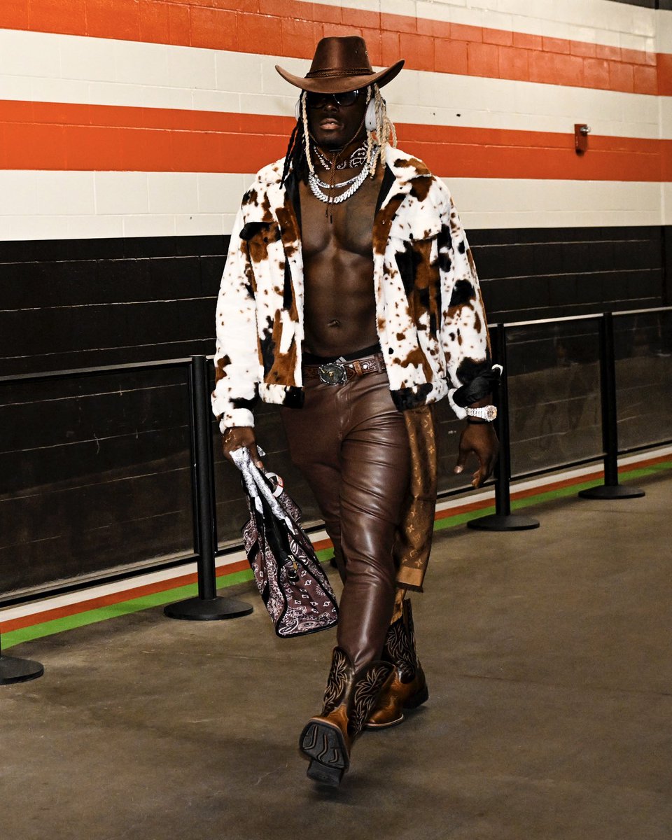 this state ain’t big enough for the two of us

<a href="/David_Njoku80/">Chief David Njoku</a> | #DawgPound