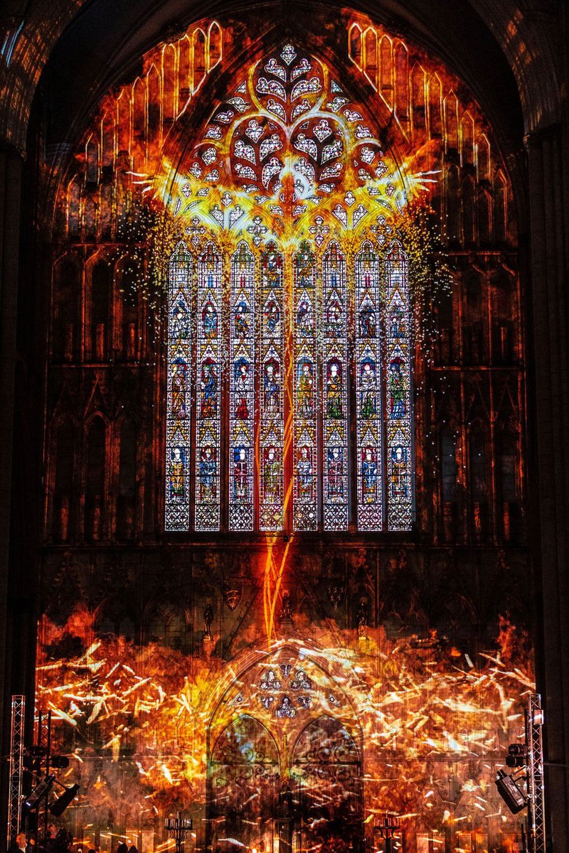 Is this the snap of the season? We're loving seeing all your photos from PHOENIX. Keep tagging us in your posts and we'll reshare our favourites!

There are limited tickets left for this evening's performances, book yours before they sell out: yorkminster.org/whats-on/event…