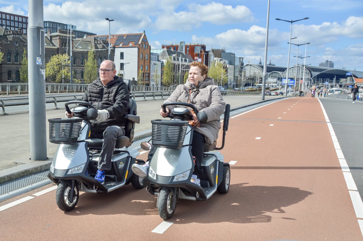 Cycling_Embassy's tweet photo. The CROW Design Manual for Bicycle Traffic dictates any successful network must reflect five principles:
Cohesion: https://t.co/Pg6tdR7BGC
Directness: https://t.co/4t60DhXu3l
Safety: https://t.co/lZszvhmTOQ
Comfort: https://t.co/SMss70bLG5
Attractiveness: https://t.co/k0FexfLvz5 https://t.co/rUTW4RrwT0