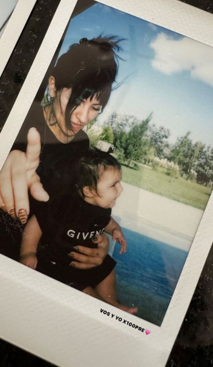 Feliz día jefa! ❣️✨
Lo estás haciendo genial✨