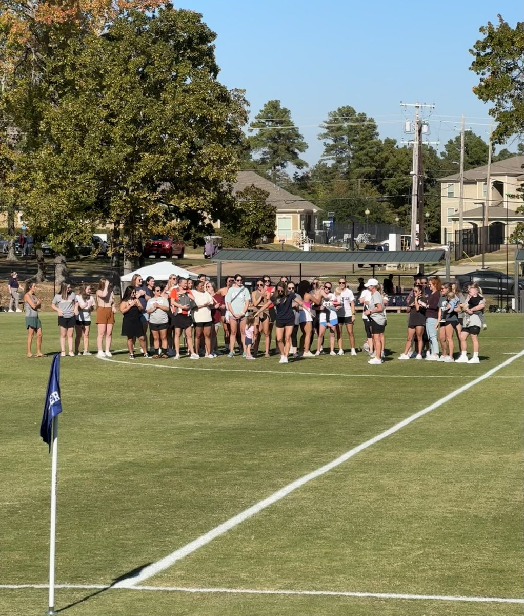soccerpatriots's tweet image. •We loved having so many alums back on campus today to celebrate former Patriot, Chestley Strother, on her induction into the UT Tyler Hall of Fame! Congratulations Chestley on this much deserved recognition. #HallOfFame #UTTylerPatriots #FamilyForLife