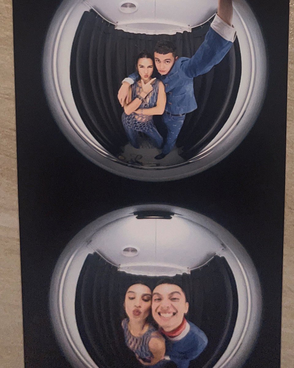 Prindet's tweet photo. Lounge w ussss @spotifyph ๐ฝ
#SpotifyLoungePH #SpotifyVIP
#JamesReid #IssaPressman
ยฉ๏ธpressmanissa https://t.co/ch8g3h0u7a